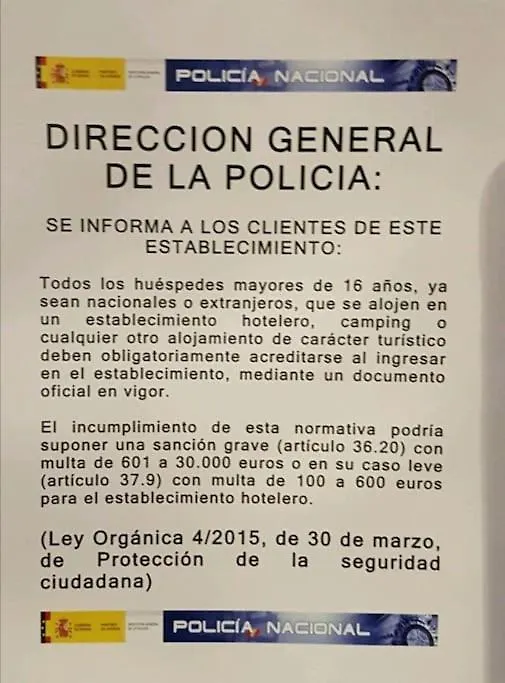Appartment In The Center Near Beach & Free Wifi Torremolinos España